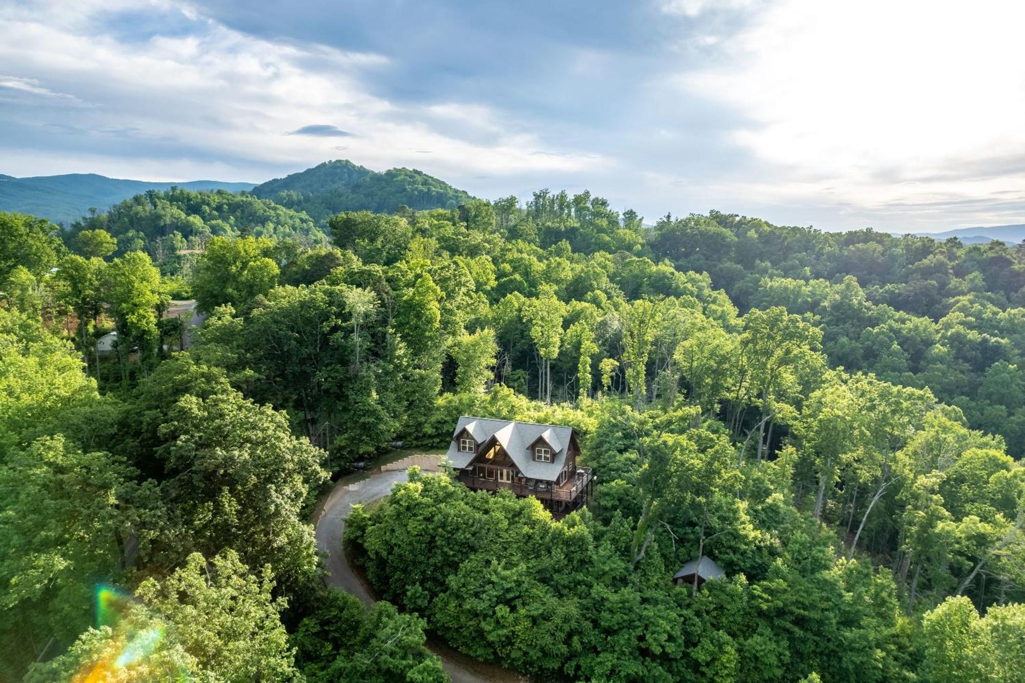 The Solstice - Amenities Galore Mountain Retreat Gatlinburg Zewnętrze zdjęcie