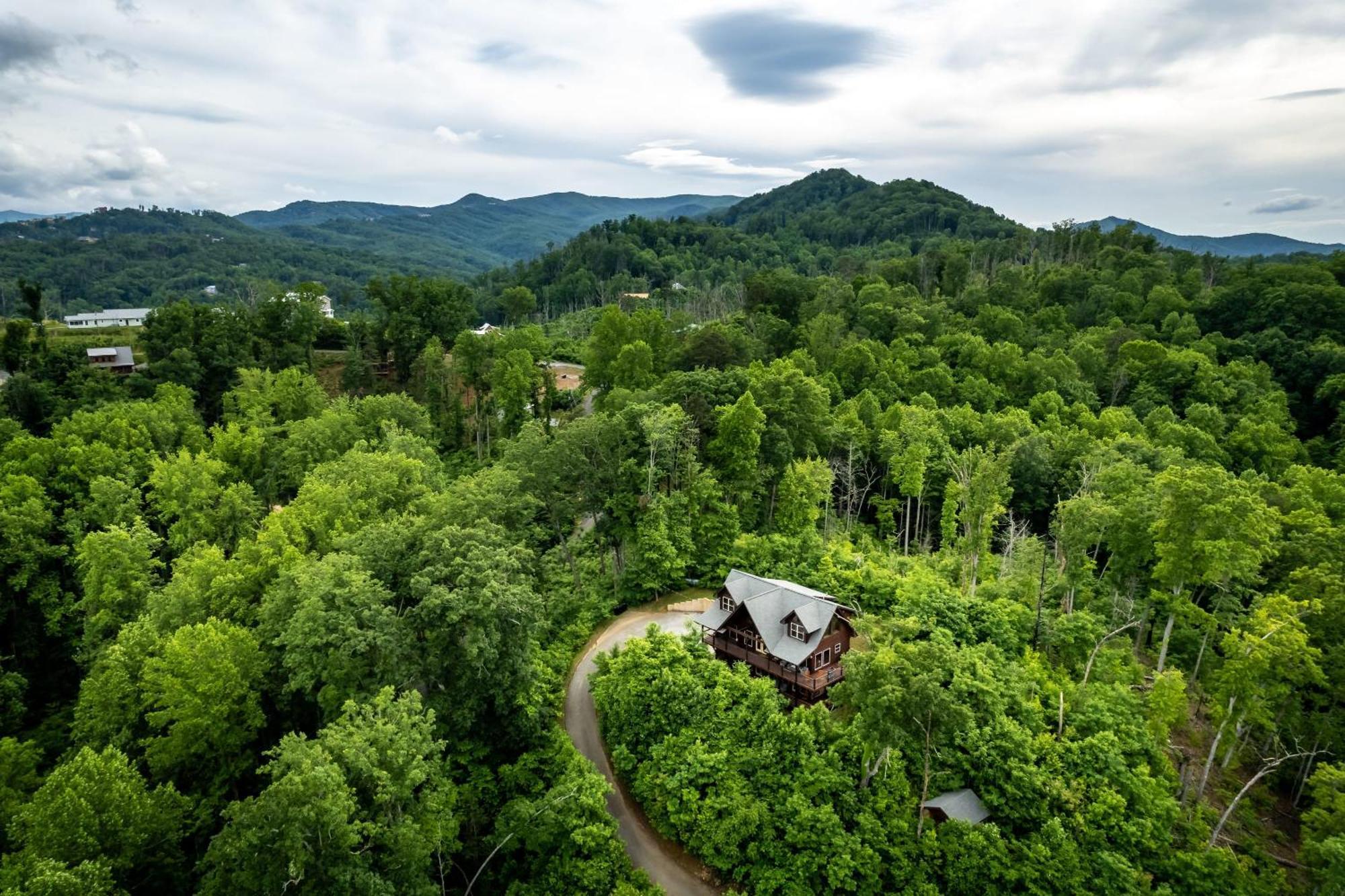 The Solstice - Amenities Galore Mountain Retreat Gatlinburg Zewnętrze zdjęcie