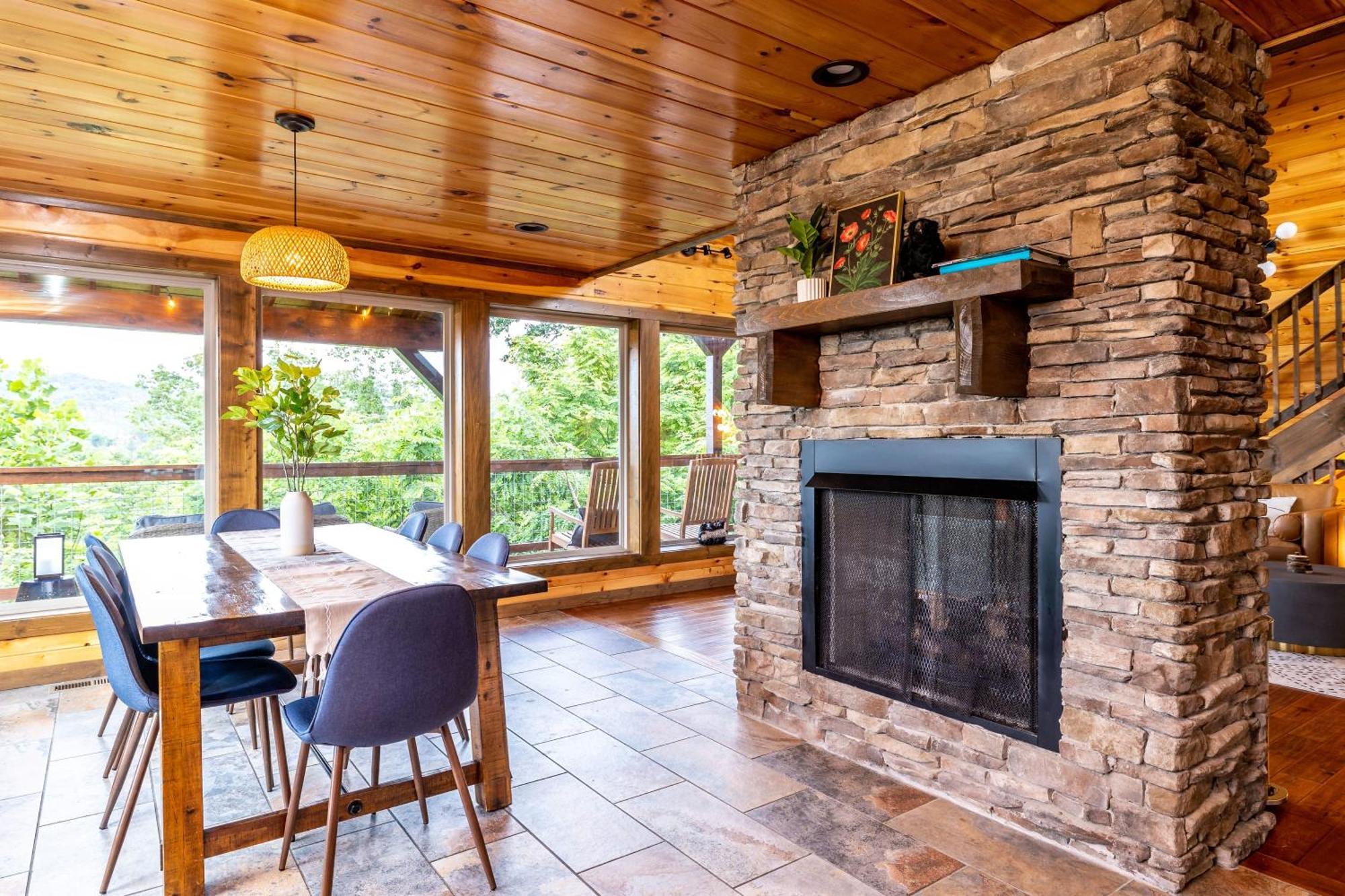 The Solstice - Amenities Galore Mountain Retreat Gatlinburg Zewnętrze zdjęcie